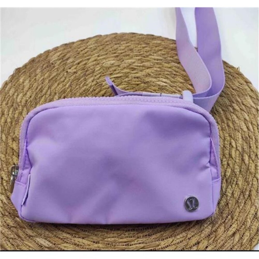 Lululemon Everywhere Belt Bag *** lavender ***Lululemon everywhere belts bag 1l
